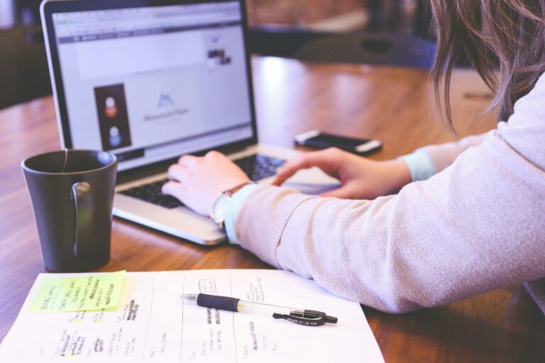 Erfolgreich im Affiliate-Marketing: Grundlagen, Vorteile und Herausforderungen